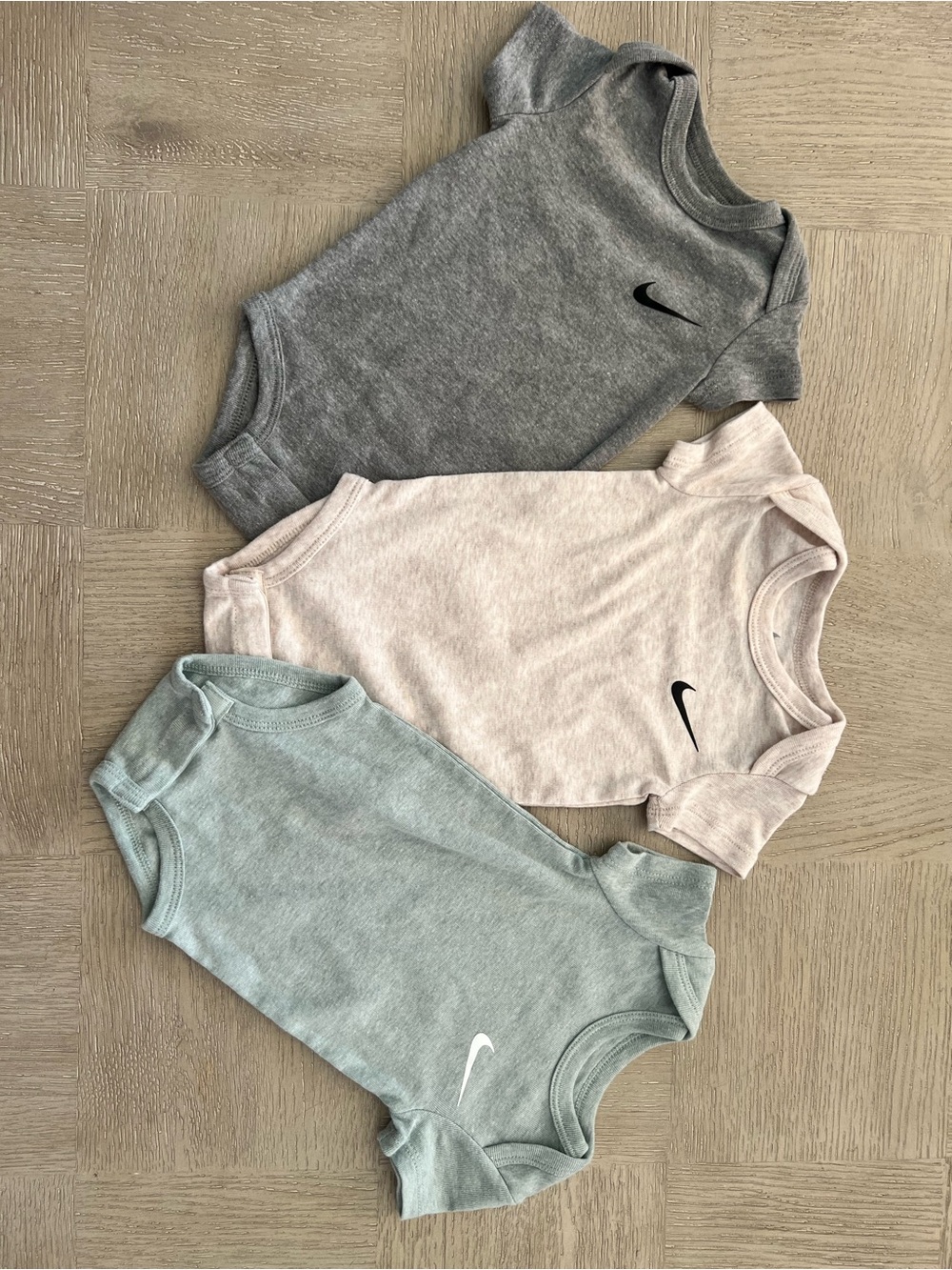 🌟3/$25🌟 Nike Lot Infant Bodysuit
